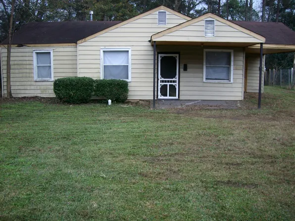 72 W Clover Ln, Montgomery, AL 36105