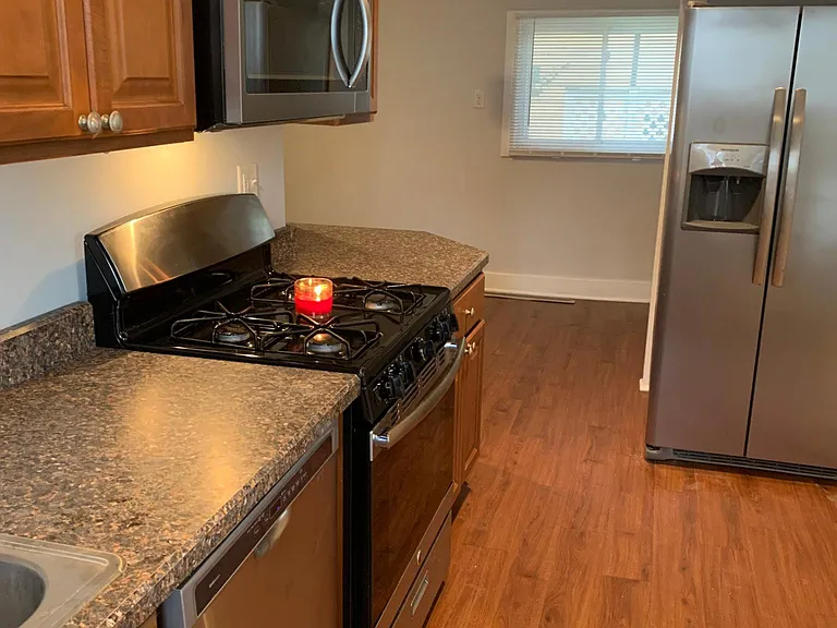 432 Lincoln Ave — Photo 4
