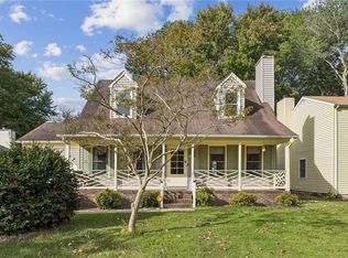 15 Steeplechase Loop, Hampton, VA 23666
