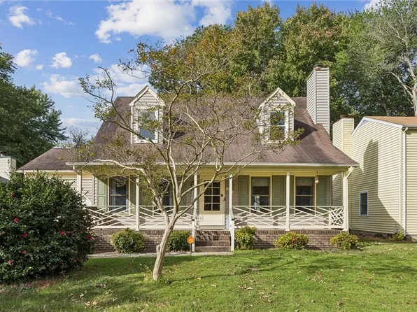 15 Steeplechase Loop, Hampton, VA 23666