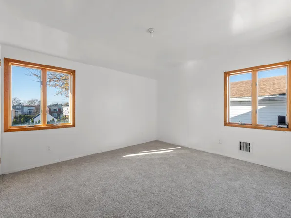 2452 East 74th Street image 12 of 27