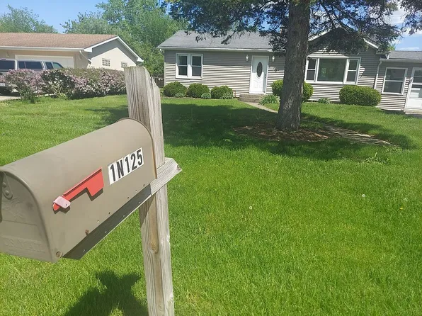 1N125 Delano St, Carol Stream, IL 60188
