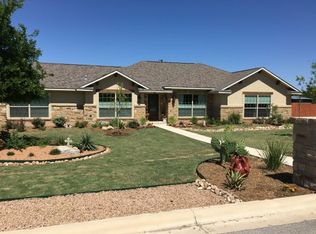 201 Buckingham Dr, Marble Falls, TX 78654