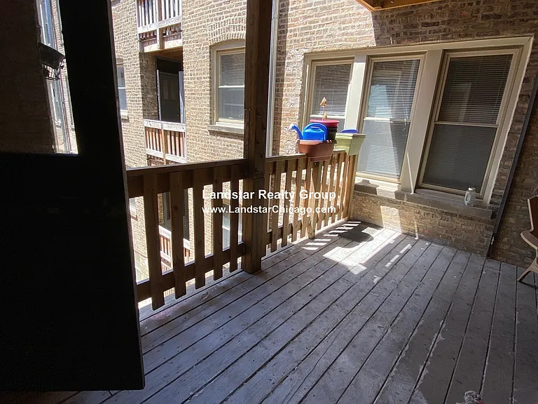 1967 W Foster Ave #3 — Photo 14