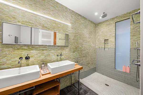 Rented by Compass | media 6