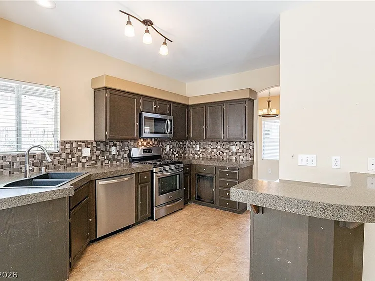 8791 Arawana Pl — Photo 10