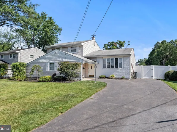 217 Ocean Ave, Cherry Hill, NJ 08003