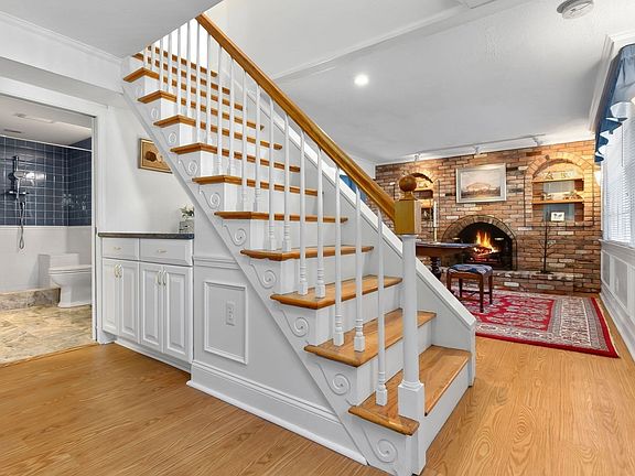 3rd image of 38 Sonning Rd