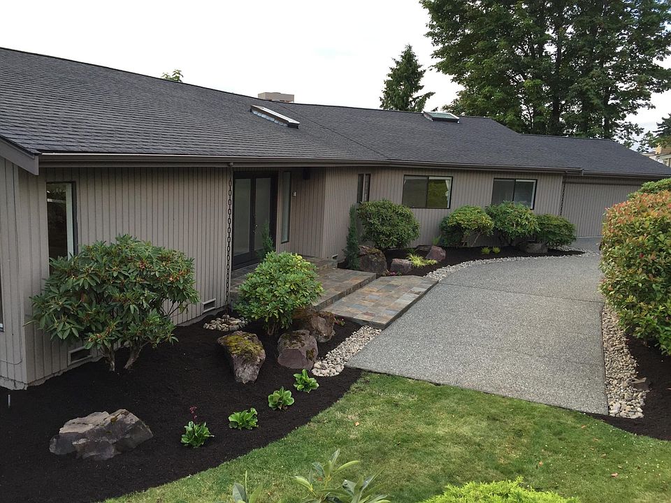 1st image of 6031 108th Ave NE