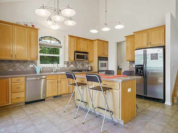 3rd image of 8082 Orchard Cmns E