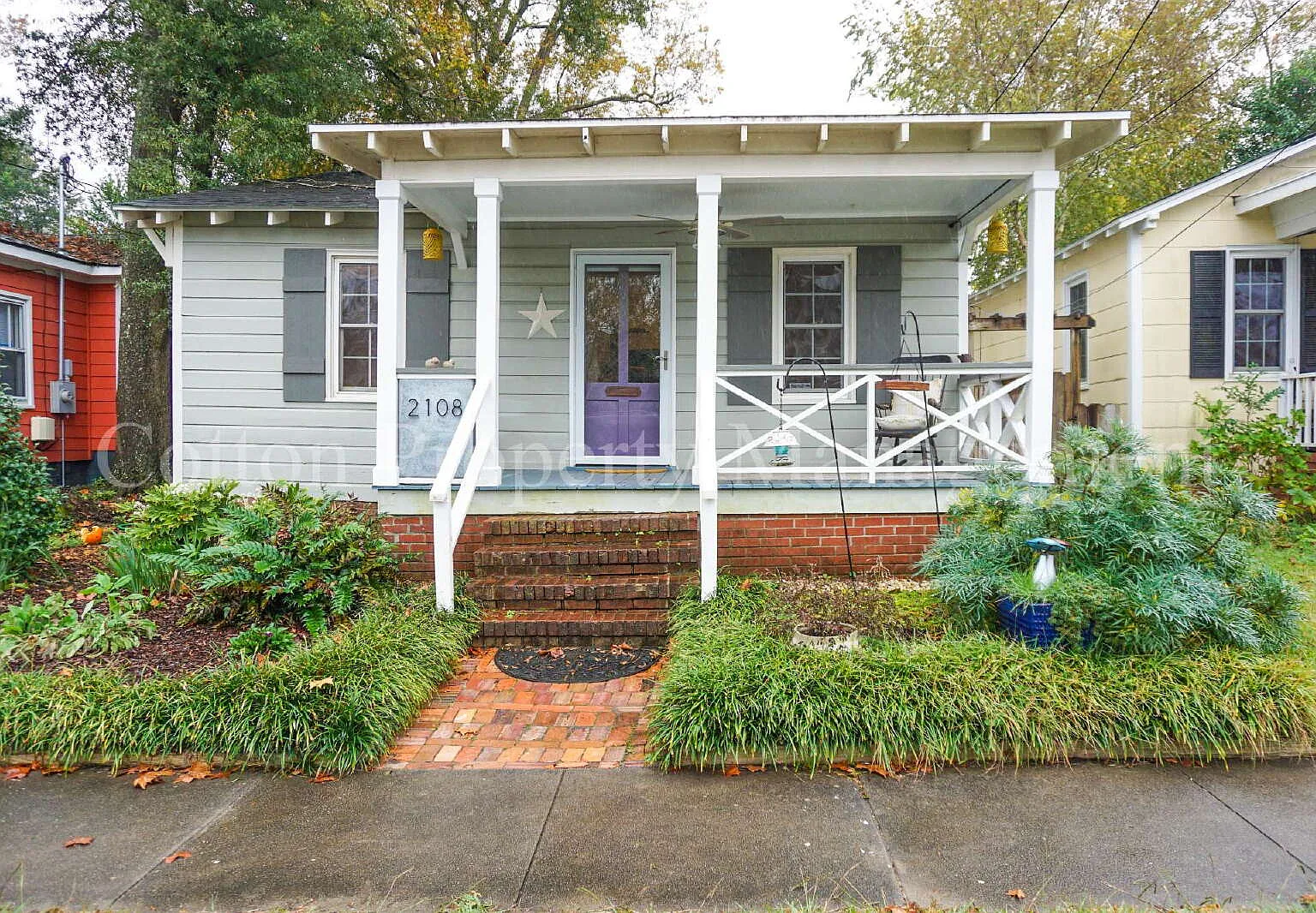 3 bed, 1.0 bath, 972 sqft, $1,850 — Photo 1