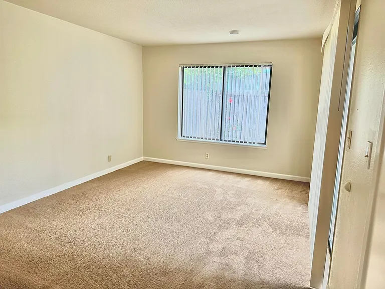 2956 Park Place Cmn — Photo 4