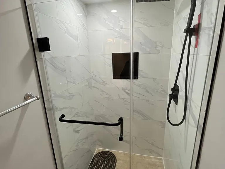 157 Hollywood Hill Cir #LOWER — Photo 9