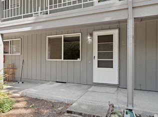 13910 SE Redwood Ave APT 2, Portland, OR 97267
