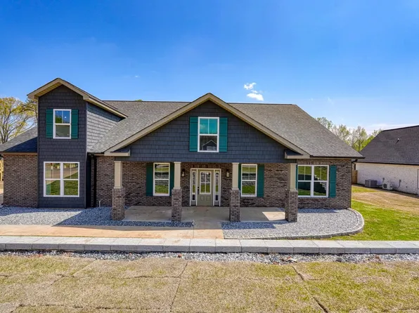 753 Ruby Golightly Dr, Inman, SC 29349