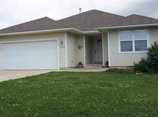 3912 NW Krysten St, Topeka, KS 66618