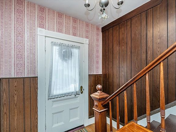 3rd image of 13 Mystic Ave