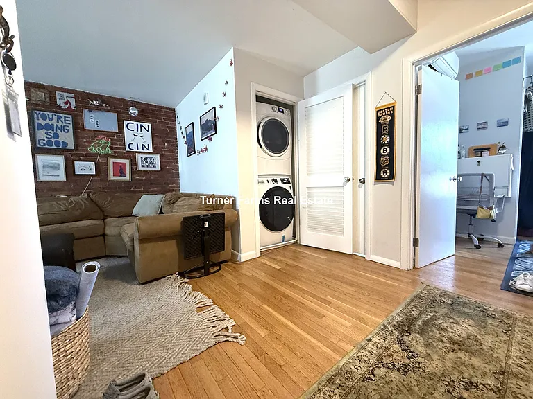 164 Broadway #3R — Photo 11