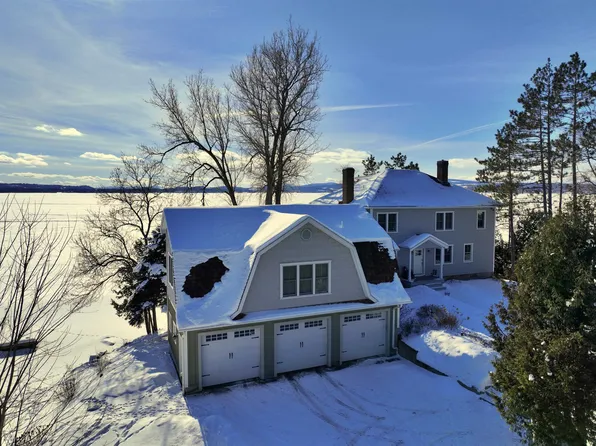 130 Lands End Road, Derby, VT 05829