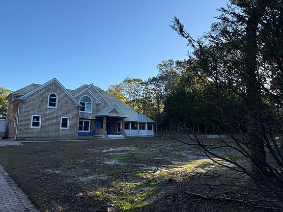 4th image of 22 Red Creek Cir