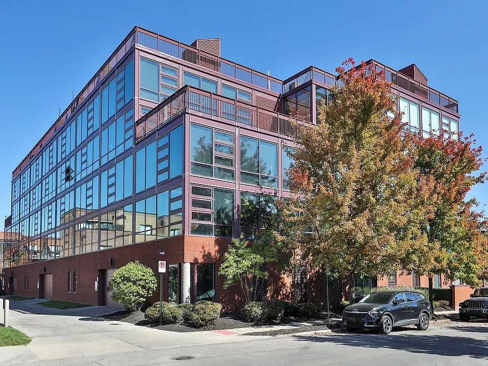 367 Auden Ave #310