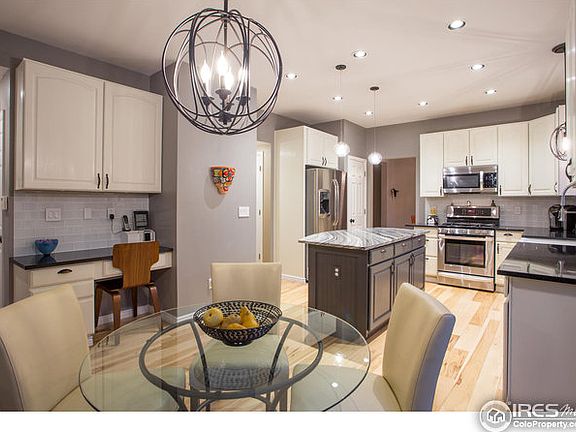 Eat-in area