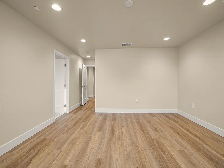 3036 W Byron Rd — Photo 8