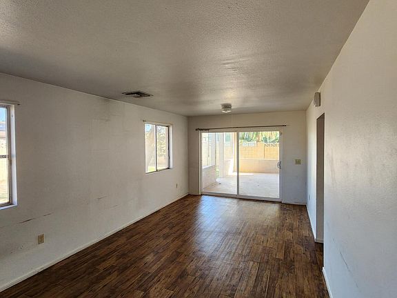 5th image of 2532 W COLUMBINE Drive