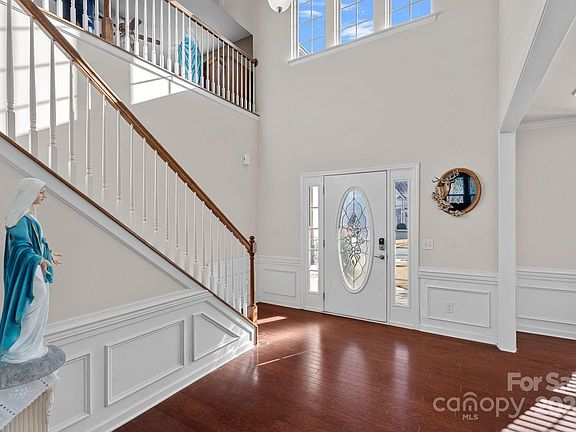 3rd image of 3954 Kestrel Ln