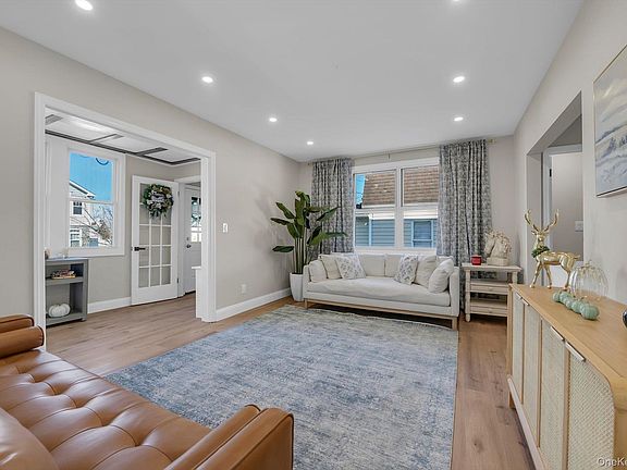 4th image of 31 Walters Avenue