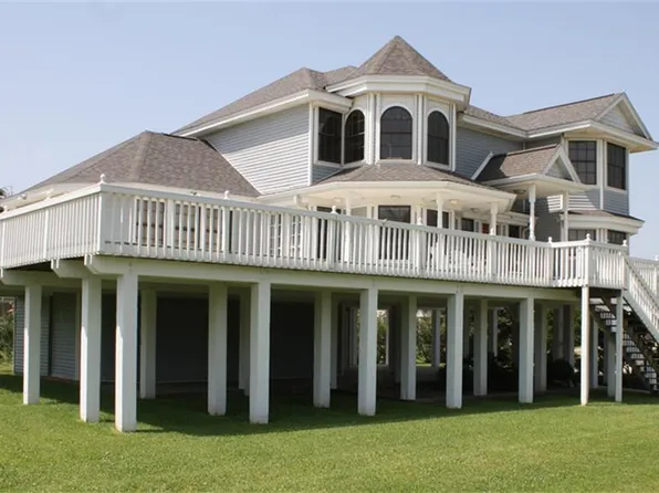 4121 Ghost Crab Ln, Galveston, TX 77554
