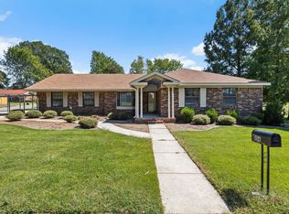 106 Caldwell Dr, Florence, AL 35633