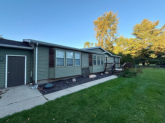 3rd image of 10213 Bath Rd