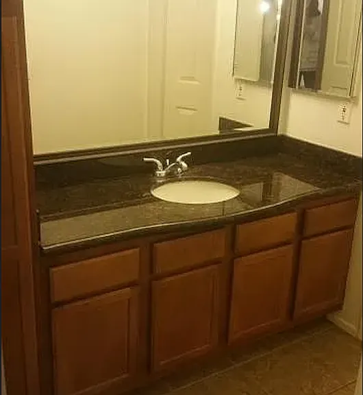 1114 W Blaine St #203 — Photo 1