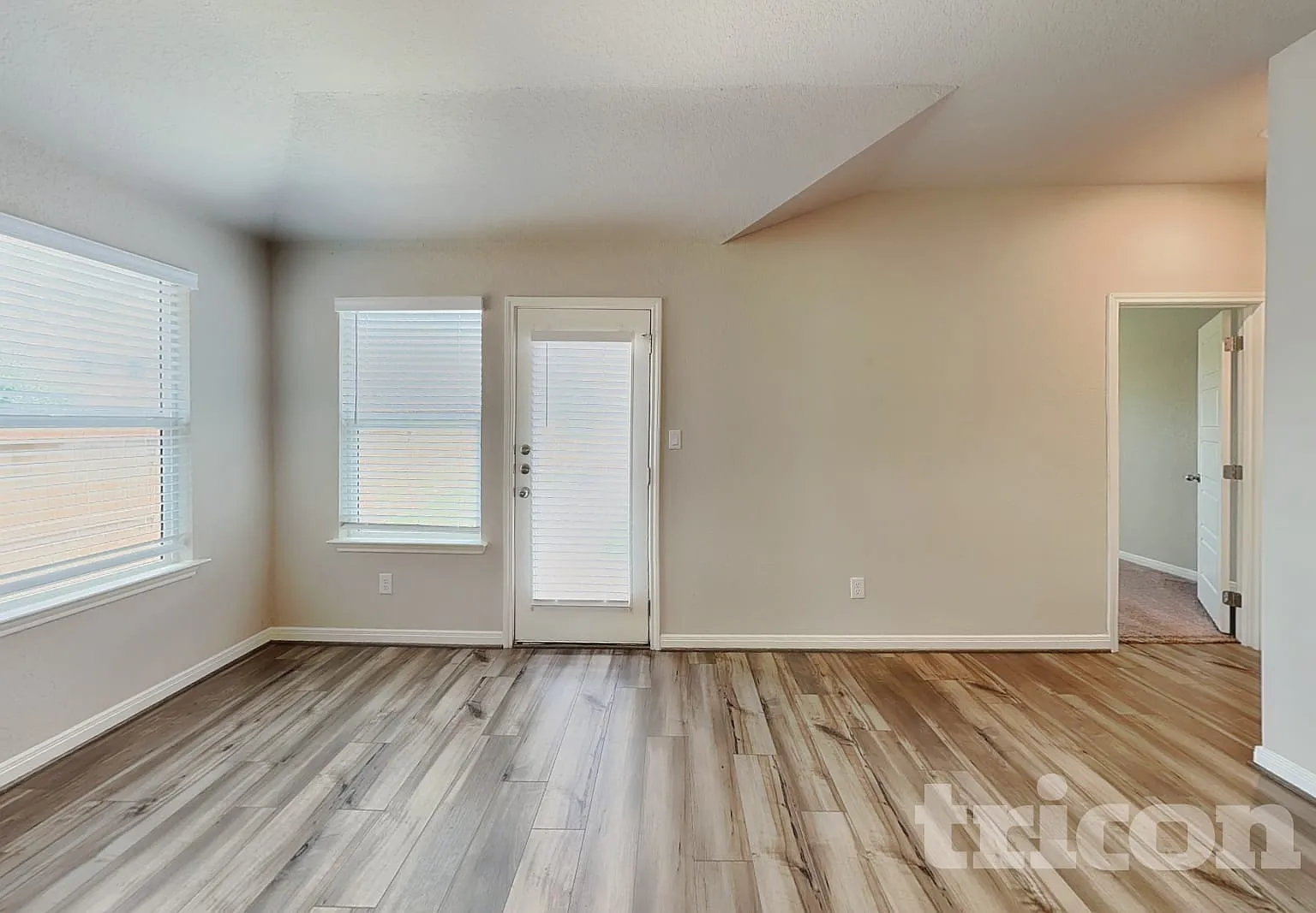 13543 Paxton Boulevard Saint Hedwig TX — Photo 3