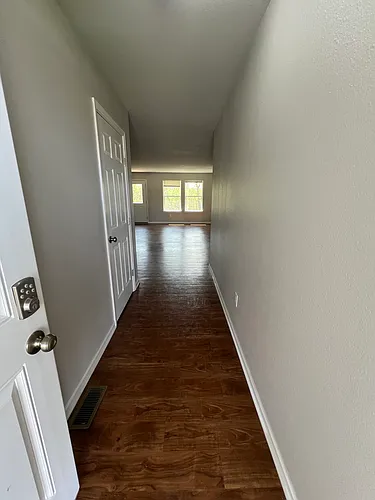 2053 Meadow Ave Photo 1