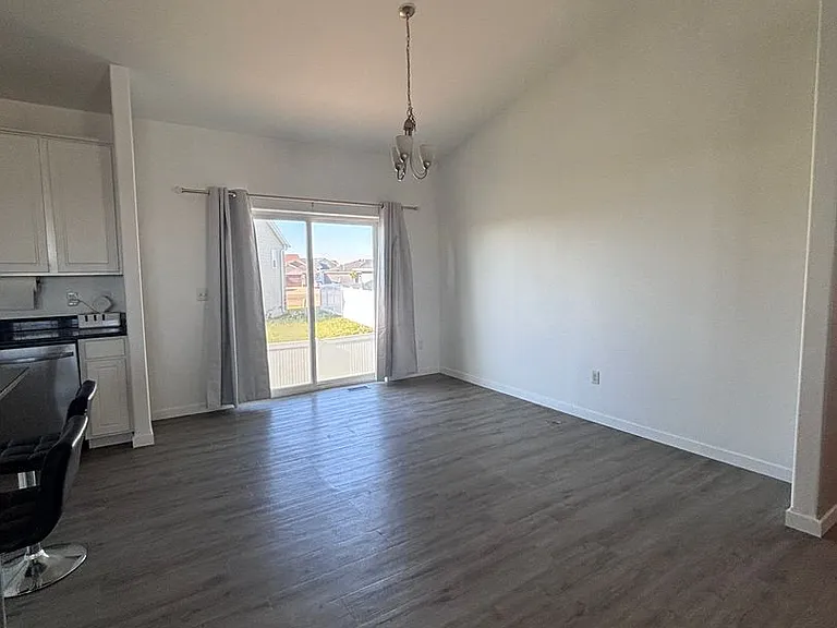 10 Mulberry Loop NE — Photo 4