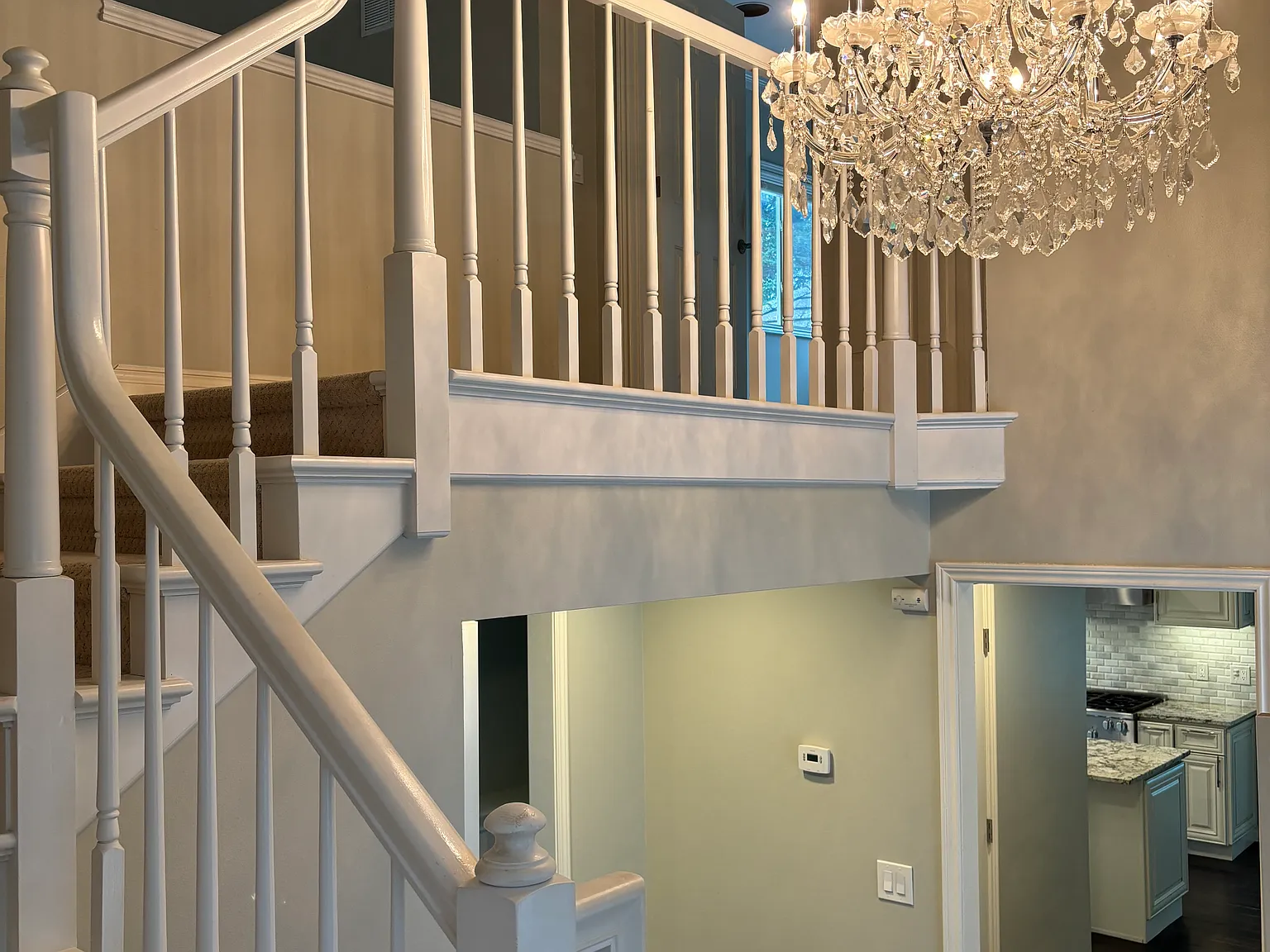 3 bed, 2.5 bath, 2270 sqft, $4,300 — Photo 3