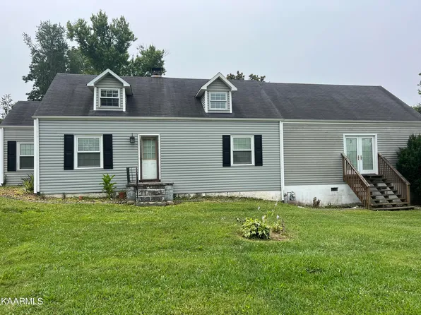 957 W Hunt Rd, Alcoa, TN 37701