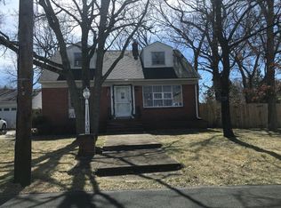 937 Gloucester Ave, Brick, NJ 08723