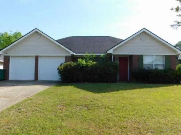 120 Mossydale Ln, Albany, GA 31721