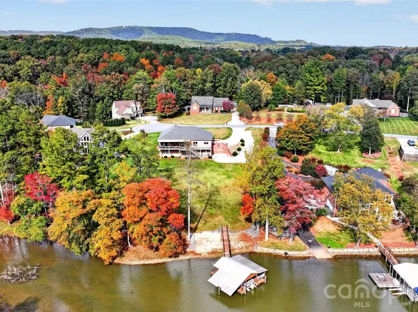495 Windsor Dr, Taylorsville, NC 28681