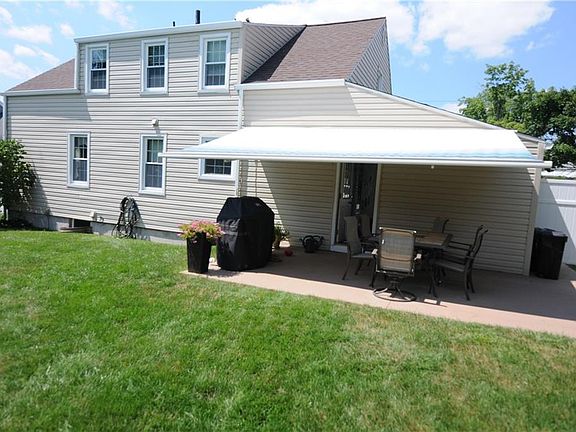 3rd image of 1235 Greenview Dr