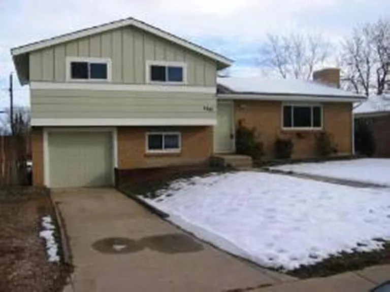 4365 Moorhead Ave — Photo 5