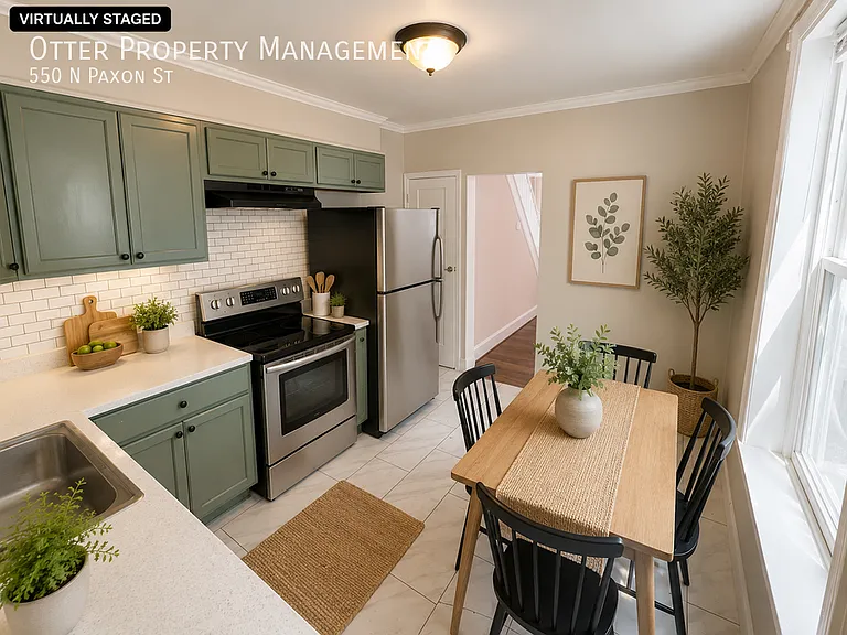 550 N Paxon St — Photo 2