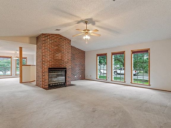 5th image of 21660 Seminole Ct