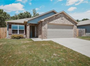 4714 W Hoover Loop, Fayetteville, AR 72704