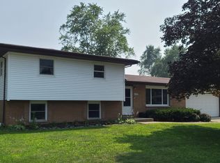 6385 Fallen Timbers Ave, Portage, IN 46368