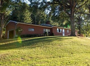 12 S Pleasant Hill Rd, Belleville, WV 26133