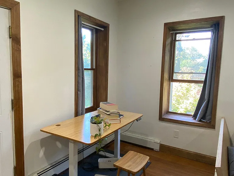 72 N Pearl St #1B — Photo 10